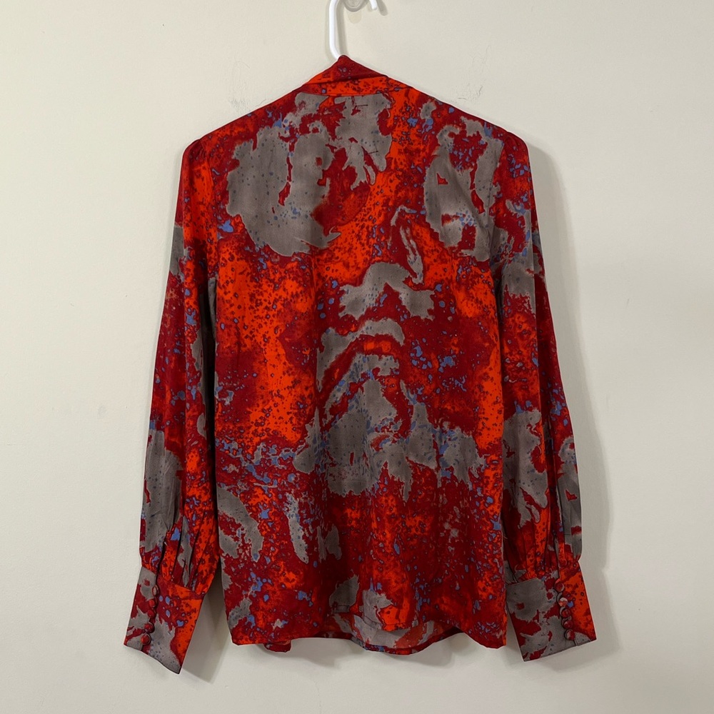 W118 By Walter Baker Red Blue Gray Design Front Tie V-Neck Long Sleeve Blouse S - Picture 8 of 9